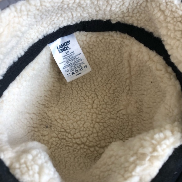 Lands end earmuff hat - Picture 2 of 4